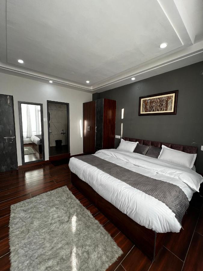 Bed and Breakfast The Getaway Шімла Екстер'єр фото